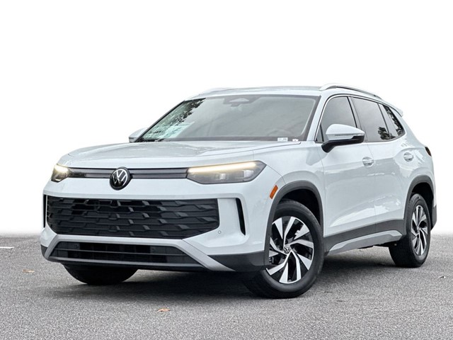 2026 Volkswagen Tiguan S's photo