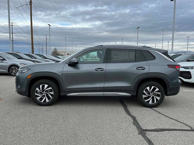 New 2026 Volkswagen Tiguan 2.0T S #TM029611 | Ken Garff Automotive