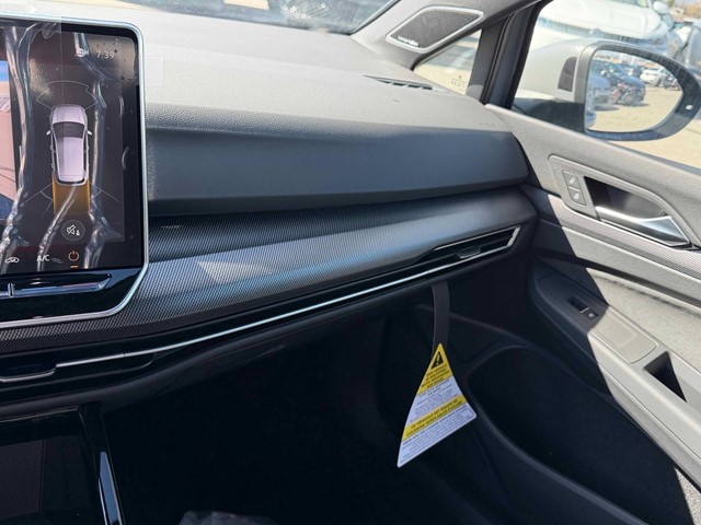 New 2026 Moonstone Gray Volkswagen 2.0T SE image 27