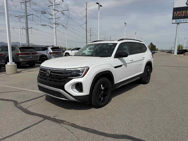 New 2026 Opal White Pearl Volkswagen 2.0T Peak Edition image 13