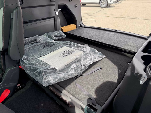 New 2026 Opal White Pearl Volkswagen 2.0T Peak Edition image 31