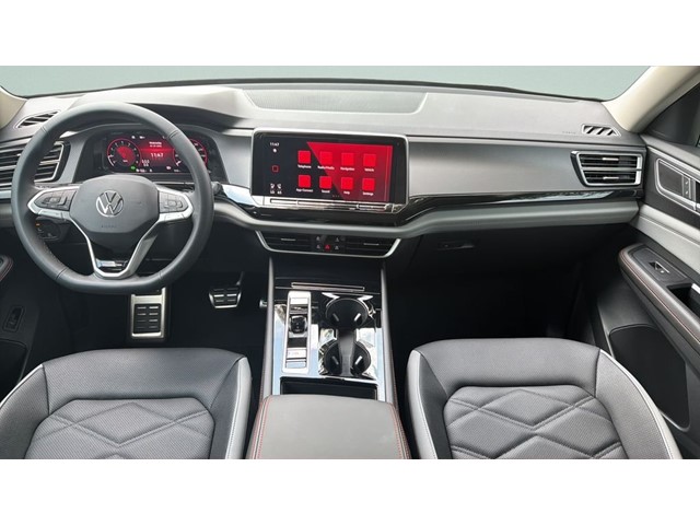 New 2026 Avocado Green Pearl Volkswagen 2.0T Peak Edition image 12