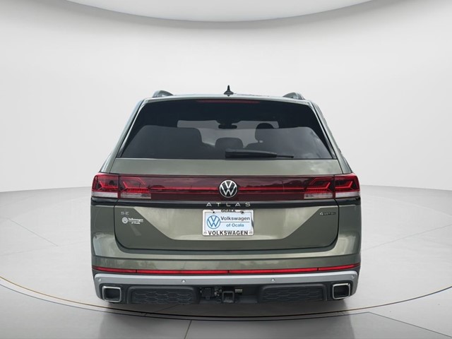 New 2026 Avocado Green Pearl Volkswagen 2.0T Peak Edition image 6