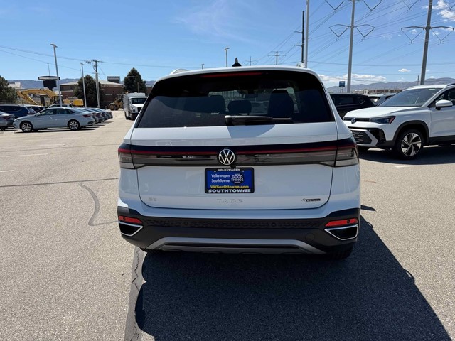 New 2026 Pure White Volkswagen 1.5T SE image 7