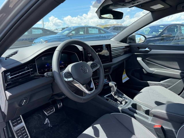 New 2026 Pyrite Silver Metallic Volkswagen 1.5T Sport image 3
