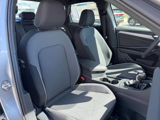 New 2026 Pyrite Silver Metallic Volkswagen 1.5T Sport image 30