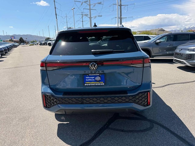 New 2026 Monterey Blue W/Deep Black Roof Volkswagen 2.0T SE R-Line Black image 7