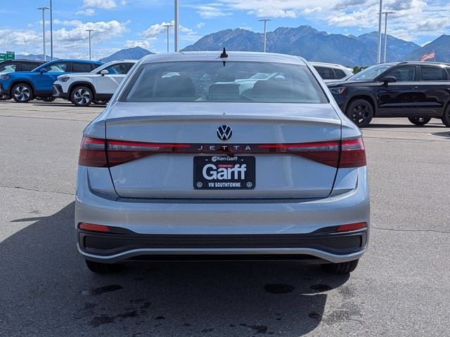 New 2026 Pyrite Silver Metallic Volkswagen 1.5T S image 4